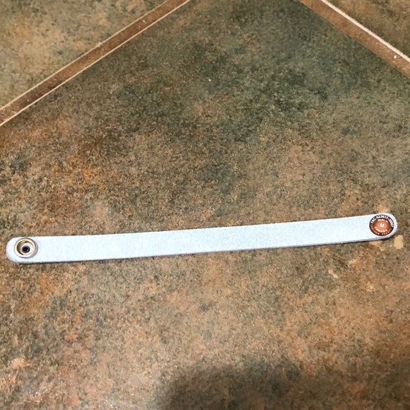 Disney leather bracelet with Anna. Frozen II - Picture 3 of 4